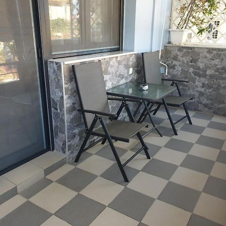 Iros Apartment Nea Peramos  Luaran gambar